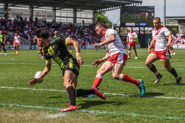 James Batchelor of Hull KR goes over for a try during the Betfred Challenge Cup Semi-final match Hull KR vs Catalans Dragons at LNER Community Stadium, York, United Kingdom, 10th May 2025

(Photo by Alfie Cosgrove/News Images)