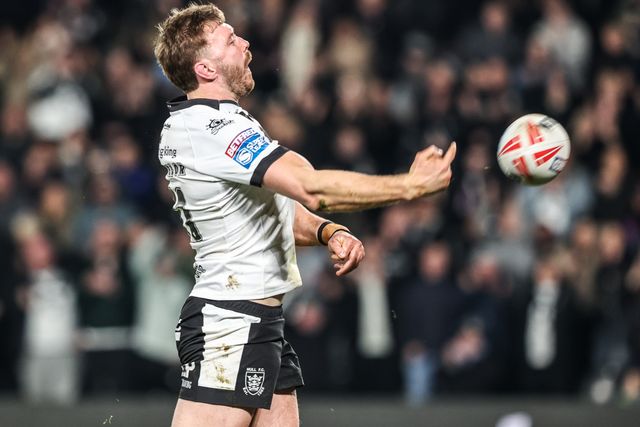Joe Batchelor of Hull FC celebrates his try during the Betfred Super League round 1 match Hull FC vs Bradford Bulls at MKM Stadium, Hull, United Kingdom on 14 February 2026

(Photo by Alfie Cosgrove/News Images)