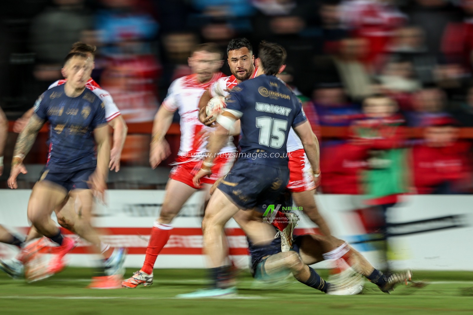 Peta Hiku of Hull KR breaks with the ball during the Betfred Super League Round 3 Hull KR vs Salford Red Devils at Sewell Group Craven Park, Kingston upon Hull, United Kingdom, 27th February 2025

(Photo by Alfie Cosgrove/News Images)