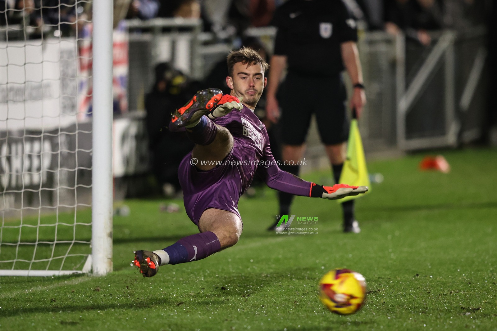 Josh March of Harrogate Town scores his penalty during the Bristol Street Motors Trophy match Harrogate Town vs Blackpool at Wetherby Road, Harrogate, United Kingdom, 12th November 2024

(Photo by Alfie Cosgrove/News Images)