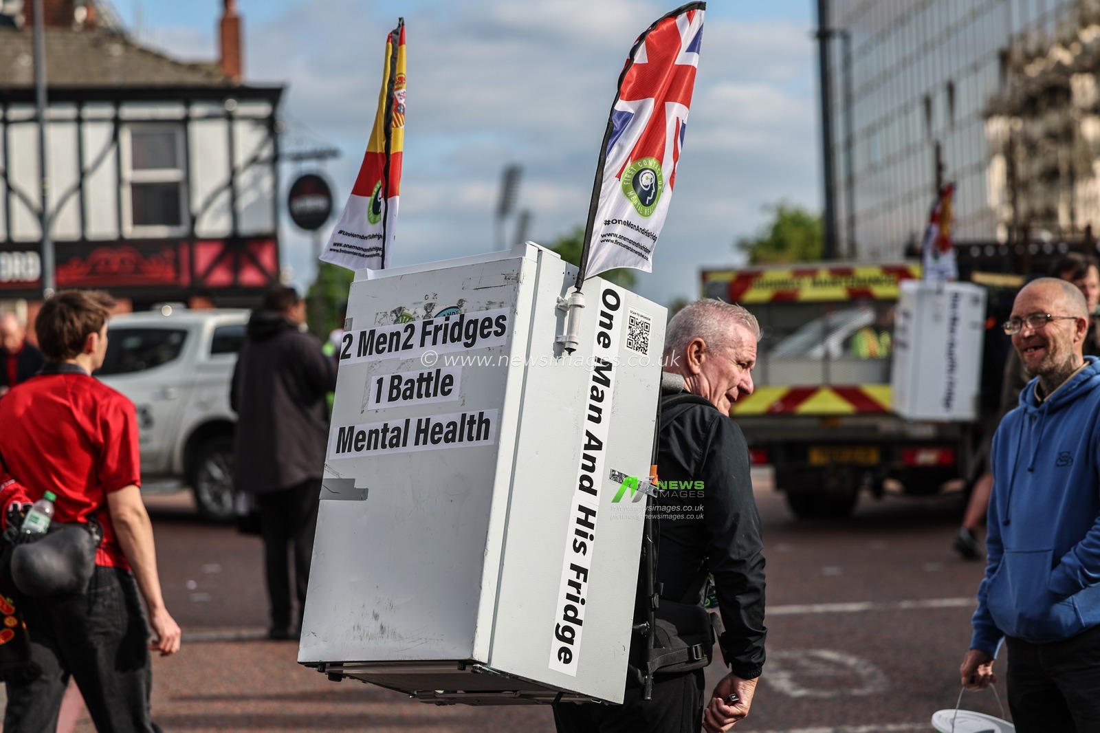 Fans arrive during the UEFA Europa League Semi-final match Manchester United vs Athletic Bilbao at Old Trafford, Manchester, United Kingdom, 8th May 2025

(Photo by Mark Cosgrove/News Images)