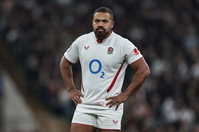 Ollie Lawrence of England during the Quilter Nations Series 2025 match England vs Fiji at Allianz Stadium, Twickenham, United Kingdom, 8th November 2025

(Photo by Mark Cosgrove/News Images)

*** GER AUT SUI OUT ***