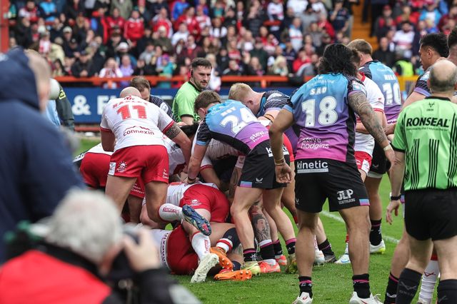 Tempers flare after Jez Litten of Hull KR goes over for a try during the Betfred Super League round 7 match Hull KR vs Hull FC at Sewell Group Craven Park, Hull, United Kingdom on 03 April 2026

(Photo by Mark Cosgrove/News Images)