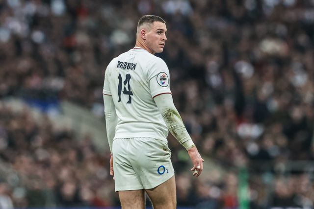 Tom Roebuck of England during the Quilter Nations Series 2025 match England vs New Zealand at Allianz Stadium, Twickenham, United Kingdom, 15th November 2025

(Photo by Mark Cosgrove/News Images)

*** GER AUT SUI OUT ***