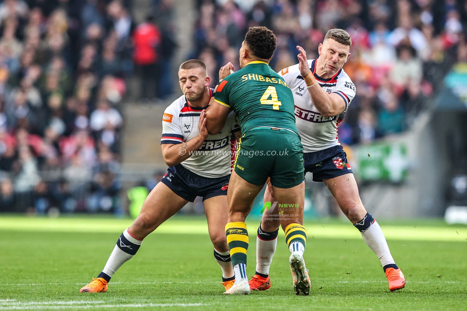 Gehamat Shibasaki of Australia is tackled by Mikey Lewis of England and George Williams of England during the The Ashes Series 2025 England vs Australia at Wembley Stadium, London, United Kingdom, 25th October 2025

(Photo by Alfie Cosgrove/News Images)