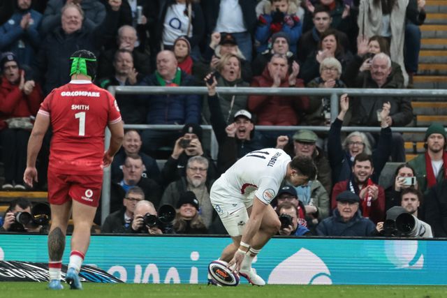 Henry Arundell of England goes over for a try during the Guinness Six Nations 2026 match England vs Wales at Allianz Stadium, Twickenham, United Kingdom on 07 February 2026

(Photo by Mark Cosgrove/News Images)