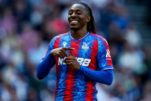 Eberechi Eze of Crystal Palace celebrates his goal to make it 0-1 during the Premier League match Tottenham Hotspur vs Crystal Palace at Tottenham Hotspur Stadium, London, United Kingdom, 11th May 2025

(Photo by Izzy Poles/News Images)
