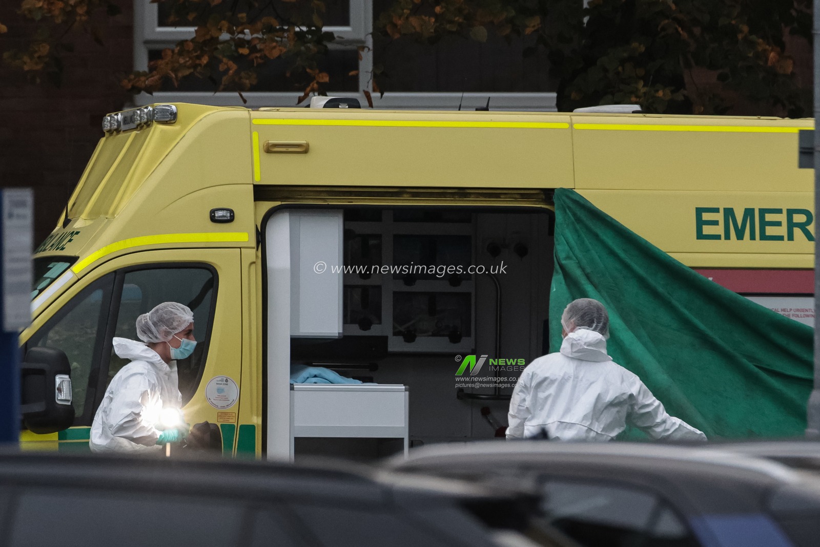 A forensic police officer analyses crime scene during the Manchester synagogue attack at Manchester Synagogue, Manchester, United Kingdom, 2nd October 2025

(Photo by Mark Cosgrove/News Images)