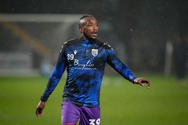 Omar Beckles of Gillingham in the pregame warmup session  during the Sky Bet League 2 match Notts County vs Gillingham at Meadow Lane, Nottingham, United Kingdom, 3rd February 2026

(Photo by Maynard Manyowa/News Images)