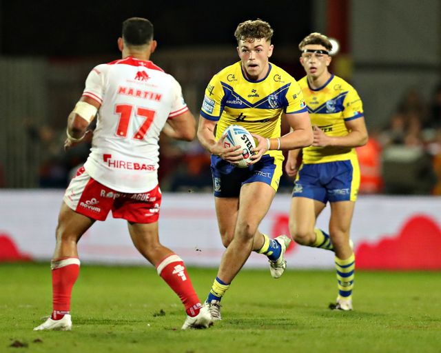 Tom McKinney of Warrington Wolves during the Betfred Super League round 27 match Hull KR vs Warrington Wolves at Sewell Group Craven Park, Kingston upon Hull, United Kingdom, 18th September 2025

(Photo by Sam Eaden/News Images)