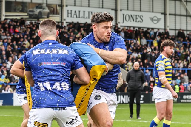 Joe Philbin of Warrington Wolves in the pre-game warm up during the Betfred Super League round 7 match Warrington Wolves vs Leigh Leopards at The Halliwell Jones Stadium, Warrington, United Kingdom on 04 April 2026

(Photo by Alfie Cosgrove/News Images)