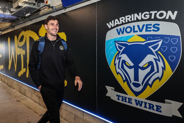 Sam Stone of Warrington Wolves arrives during the Betfred Super League round 7 match Warrington Wolves vs Leigh Leopards at The Halliwell Jones Stadium, Warrington, United Kingdom on 04 April 2026

(Photo by Alfie Cosgrove/News Images)