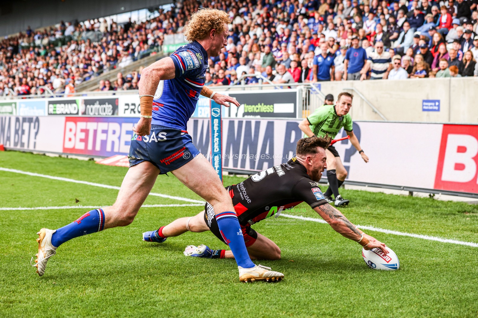 Betfred Super League round 26 Wakefield Trinity v Warrington Wolves