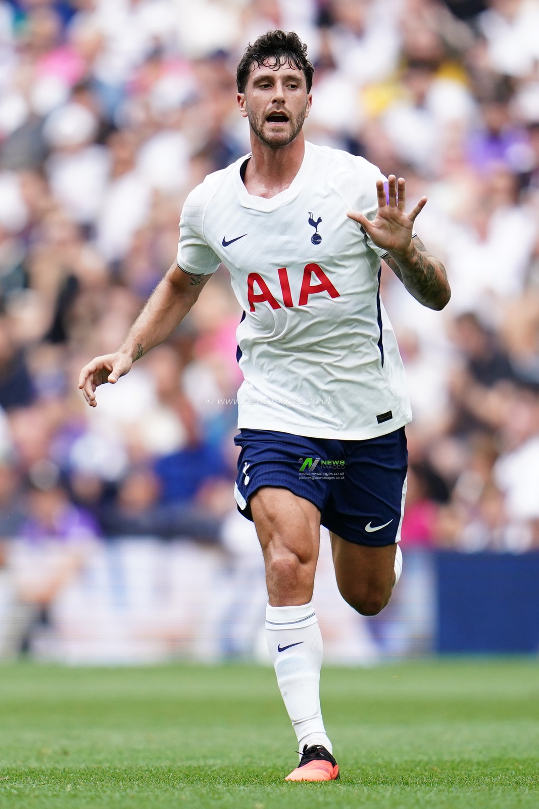 Marcos Senesi of Tottenham Hotspur during the pre-season friendly match Tottenham Hotspur vs Hoffenheim at Tottenham Hotspur Stadium, London, United Kingdom on 15 August 2026

(Photo by Harvey Murphy/News Images)