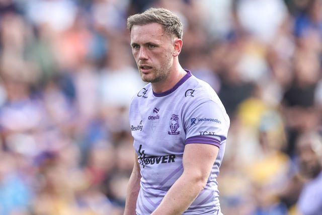 Ben Currie of Warrington Wolves during the Betfred Super League Round 14 Leeds Rhinos v Warrington Wolves at Headingley Stadium, Leeds, United Kingdom, 14th June 2025

(Photo by Mark Cosgrove/News Images)