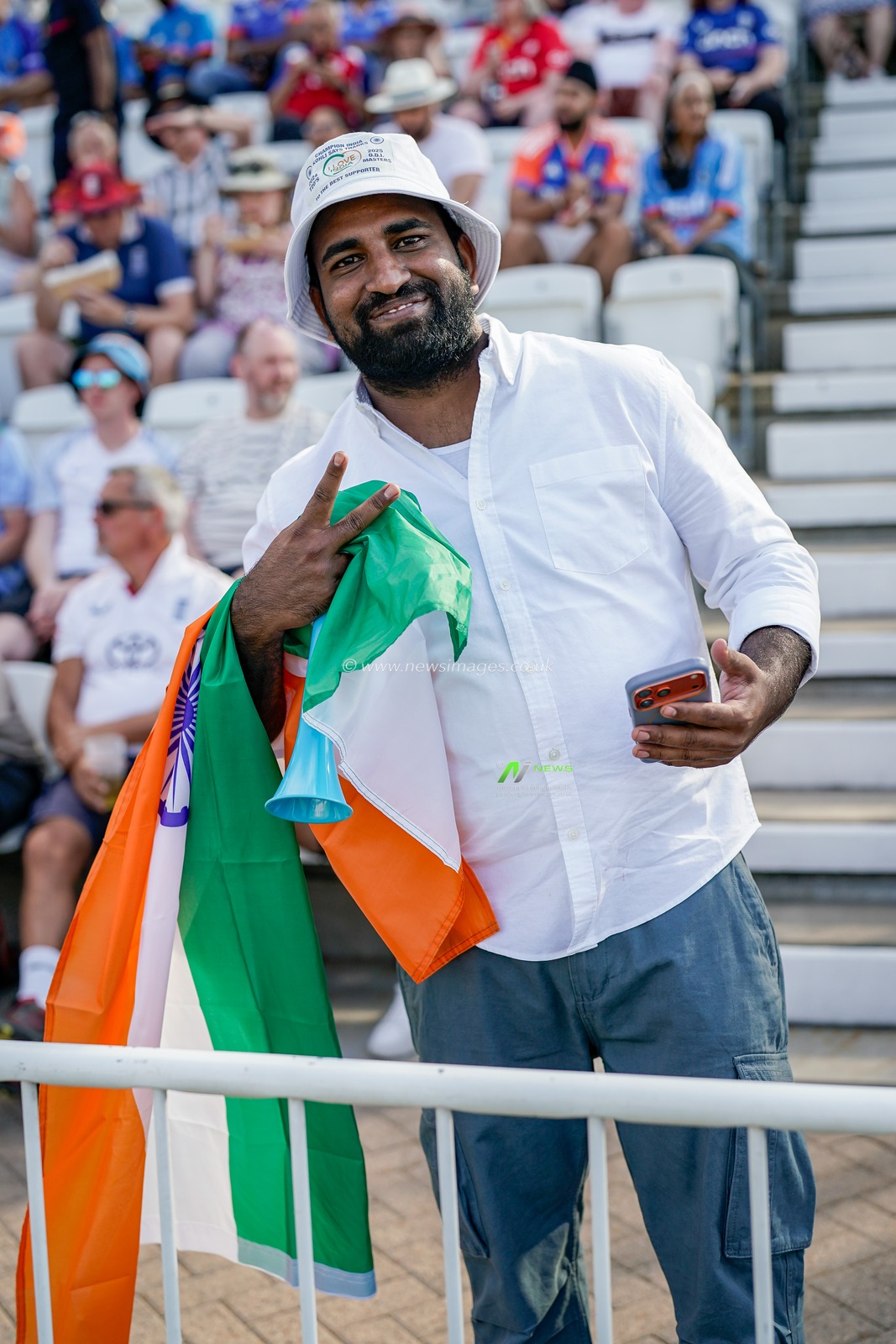 Jacob Bethell of England in the pre-game warm up session during the Third Vitality T20 International match England vs India at Trent Bridge, Nottingham, United Kingdom on 07 July 2026

(Photo by Maynard Manyowa/News Images)