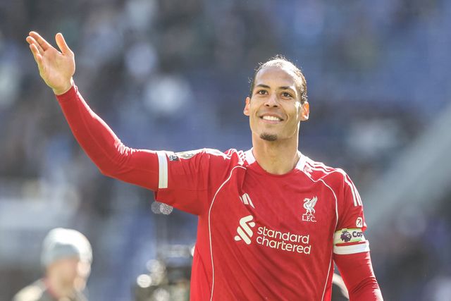 Virgil van Dijk of Liverpool celebrates with the fans after the game during the Premier League match Everton vs Liverpool at Hill Dickinson Stadium, Liverpool, United Kingdom on 19 April 2026

(Photo by Alfie Cosgrove/News Images)