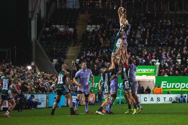 Harry Wells of Leicester Tigers wins a line out during the Gallagher Premiership match Leicester Tigers vs Gloucester Rugby at Mattioli Woods Welford Road Stadium, Leicester, United Kingdom, 19th December 2025

(Photo by Craig Evans/News Images)

*** GER AUT SUI OUT ***