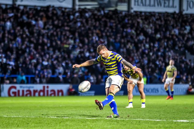 Marc Sneyd of Warrington Wolves scores a penalty during the Betfred Super League Round 3 match Warrington Wolves vs Wakefield Trinity at The Halliwell Jones Stadium, Warrington, United Kingdom on 28 February 2026

(Photo by Alfie Cosgrove/News Images)