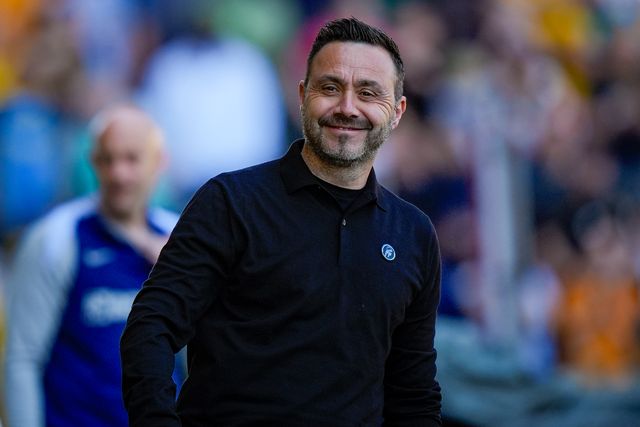 Roberto De Zerbi manager of Tottenham Hotspur smiles and greets former player Angel Gomes of Wolverhampton Wanderers during the Premier League match Wolverhampton Wanderers vs Tottenham Hotspur at Molineux, Wolverhampton, United Kingdom on 25 April 2026

(Photo by Maynard Manyowa/News Images)