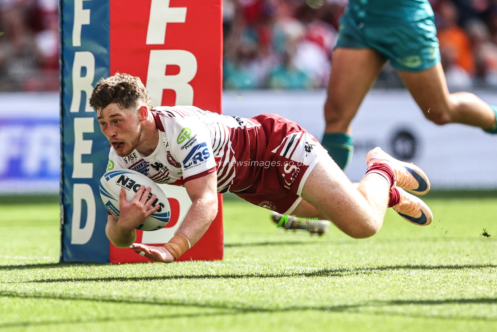 Jack Farrimond of Wigan Warriors goes over for a try during the Betfred Challenge Cup Final match Wigan Warriors vs Hull KR at Wembley Stadium, London, United Kingdom on 30 May 2026

(Photo by Alfie Cosgrove/News Images)
