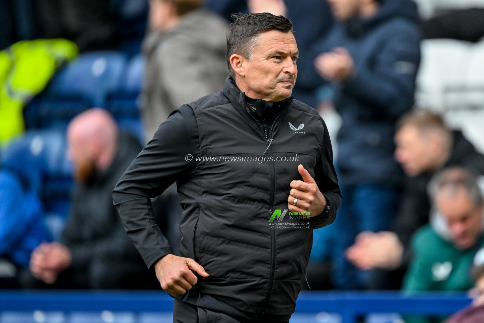 Paul Heckingbottom, manager for Preston North End, during the Sky Bet Championship match Preston North End vs Charlton Athletic at Deepdale, Preston, United Kingdom, 4th October 2025

(Photo by Adam Gee/News Images)