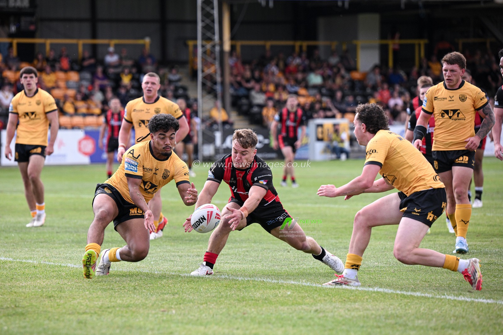 Betfred Super League round 21 Castleford Tigers v Warrington Wolves