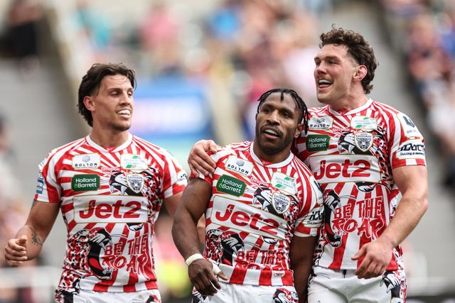 Edwin Ipape of Leigh Leopards celebrates his try during the Betfred Magic Weekend 2025 match Leigh Leopards vs Catalans Dragons at St. James's Park, Newcastle, United Kingdom, 3rd May 2025

(Photo by Mark Cosgrove/News Images)