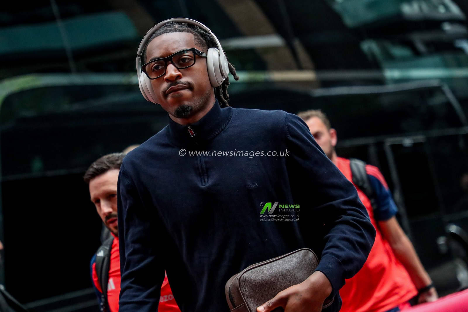 Paris Maghoma of Brentford arrives at The Gtech Community Stadium prior to the Premier League match Brentford vs Manchester United at The Gtech Community Stadium, London, United Kingdom, 4th May 2025

(Photo by Izzy Poles/News Images)