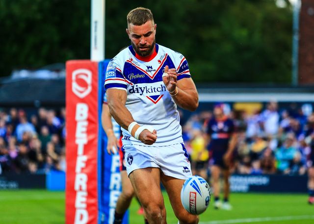 Mike McMeeken of Wakefield Trinity reacts after try is disallowed during the Betfred Super League round 21 match Wakefield Trinity vs St Helens at DIY Kitchens Stadium, Wakefield, United Kingdom, 8th August 2025

(Photo by Richard Bierton/News Images)