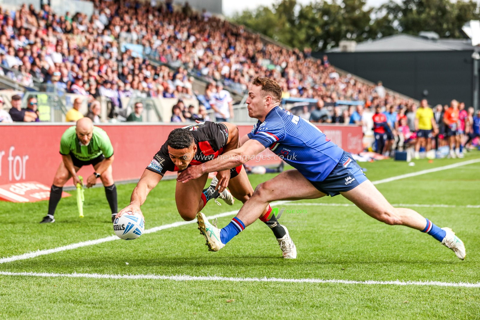 Betfred Super League round 26 Wakefield Trinity v Warrington Wolves