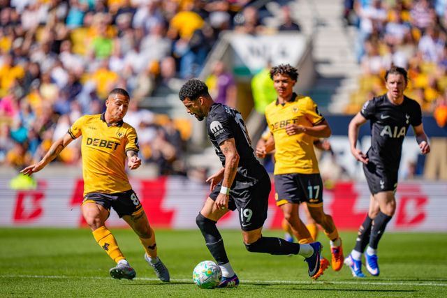 Dominic Solanke of Tottenham Hotspur goes down after being tackled by Joao Gomes of Wolverhampton Wanderers during the Premier League match Wolverhampton Wanderers vs Tottenham Hotspur at Molineux, Wolverhampton, United Kingdom on 25 April 2026

(Photo by Maynard Manyowa/News Images)