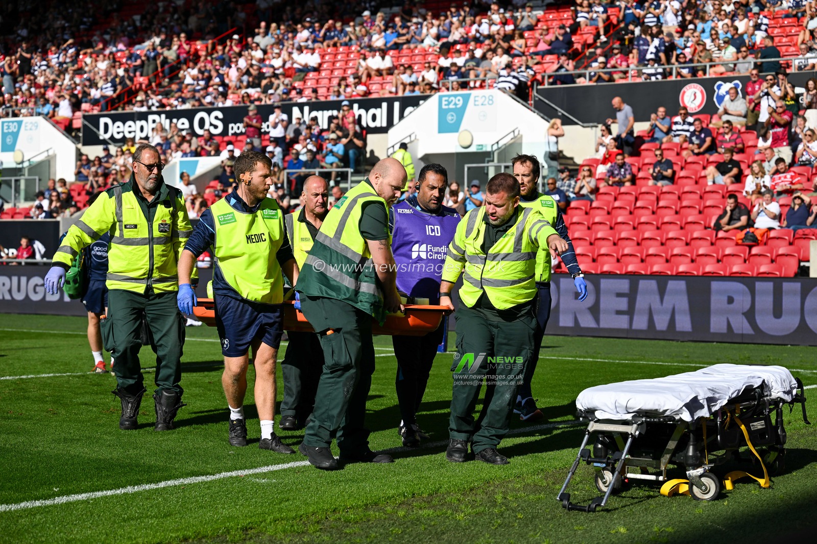 Harry Thacker of Bristol Bears is carried off the pitch by medical staff following an injury during the Prem Rugby Cup match Bristol Bears vs Gloucester at Ashton Gate, Bristol, United Kingdom on 05 September 2026

(Photo by Alex Williamson/News Images)