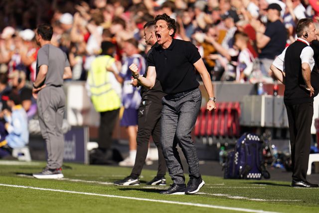 Keith Andrews manager of Brentford FC celebrates 1-0 lead during the Premier League match Brentford vs Sunderland at GTECH Community Stadium, London, United Kingdom on 05 September 2026

(Photo by Harvey Murphy/News Images)