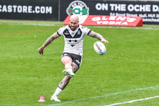 Zak Hardaker of Hull FC converts for a goal during the Betfred Super League round 6 match Hull FC vs Catalans Dragons at MKM Stadium, Hull, United Kingdom on 29 March 2026

(Photo by Alfie Cosgrove/News Images)