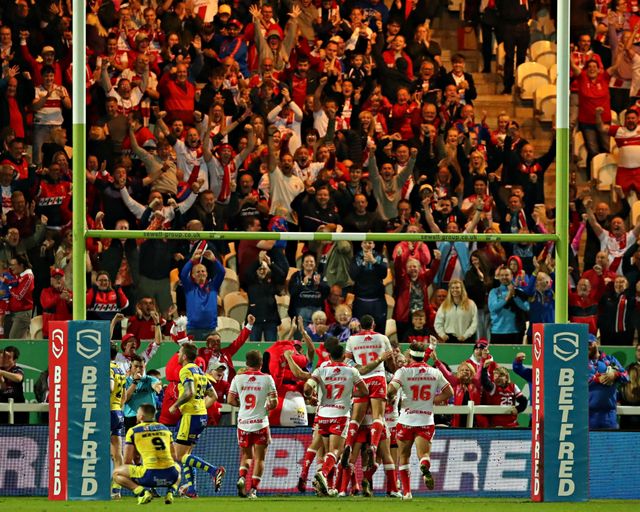 Tyrone May of Hull KR celebrates his try during the Betfred Super League round 27 match Hull KR vs Warrington Wolves at Sewell Group Craven Park, Kingston upon Hull, United Kingdom, 18th September 2025

(Photo by Sam Eaden/News Images)