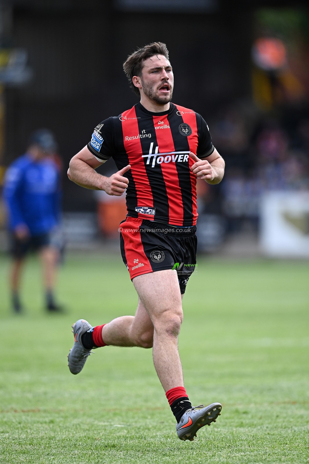 Adam Holroyd of Warrington Wolves during the Betfred Super League round 21 match Castleford Tigers vs Warrington Wolves at OneBore Stadium, Castleford, Untied Kingdom on 01 August 2026

(Photo by Ben Roberts/News Images)
