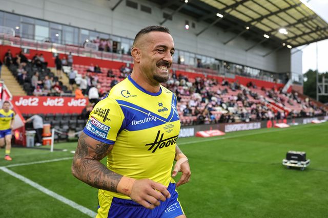 Paul Vaughan of Warrington Wolves who makes his 300th career appearance in the pre-game warm up during the Betfred Super League Round 20 Leigh Leopards vs Warrington Wolves at Leigh Sports Village, Leigh, United Kingdom, 1st August 2025

(Photo by Mark Cosgrove/News Images)