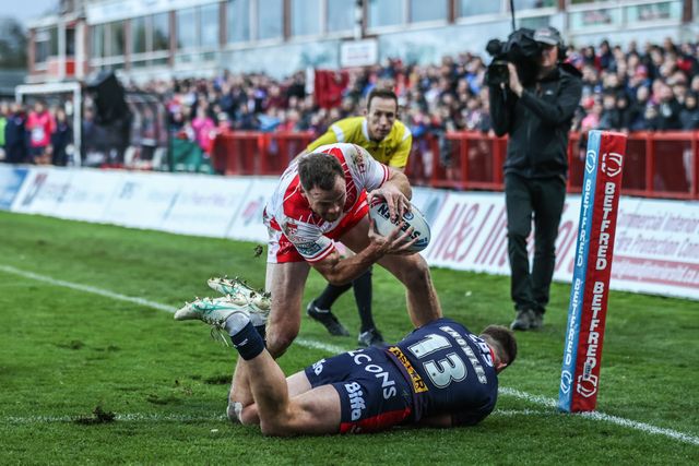 Joe Burgess of Hull KR goes over for a try making it 12-0 during the Betfred Super League Semi Final 2 match Hull KR vs St Helens at Sewell Group Craven Park, Kingston upon Hull, United Kingdom, 3rd October 2025

(Photo by Alfie Cosgrove/News Images)