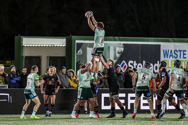 Joaquin Moro of Leicester Tigers jumps up to win the high ball during the Premiership Rugby Cup match Newcastle Red Bulls vs Leicester Tigers at Kingston Park, Newcastle, United Kingdom, 31st October 2025

(Photo by Alfie Cosgrove/News Images)

*** GER AUT SUI OUT ***