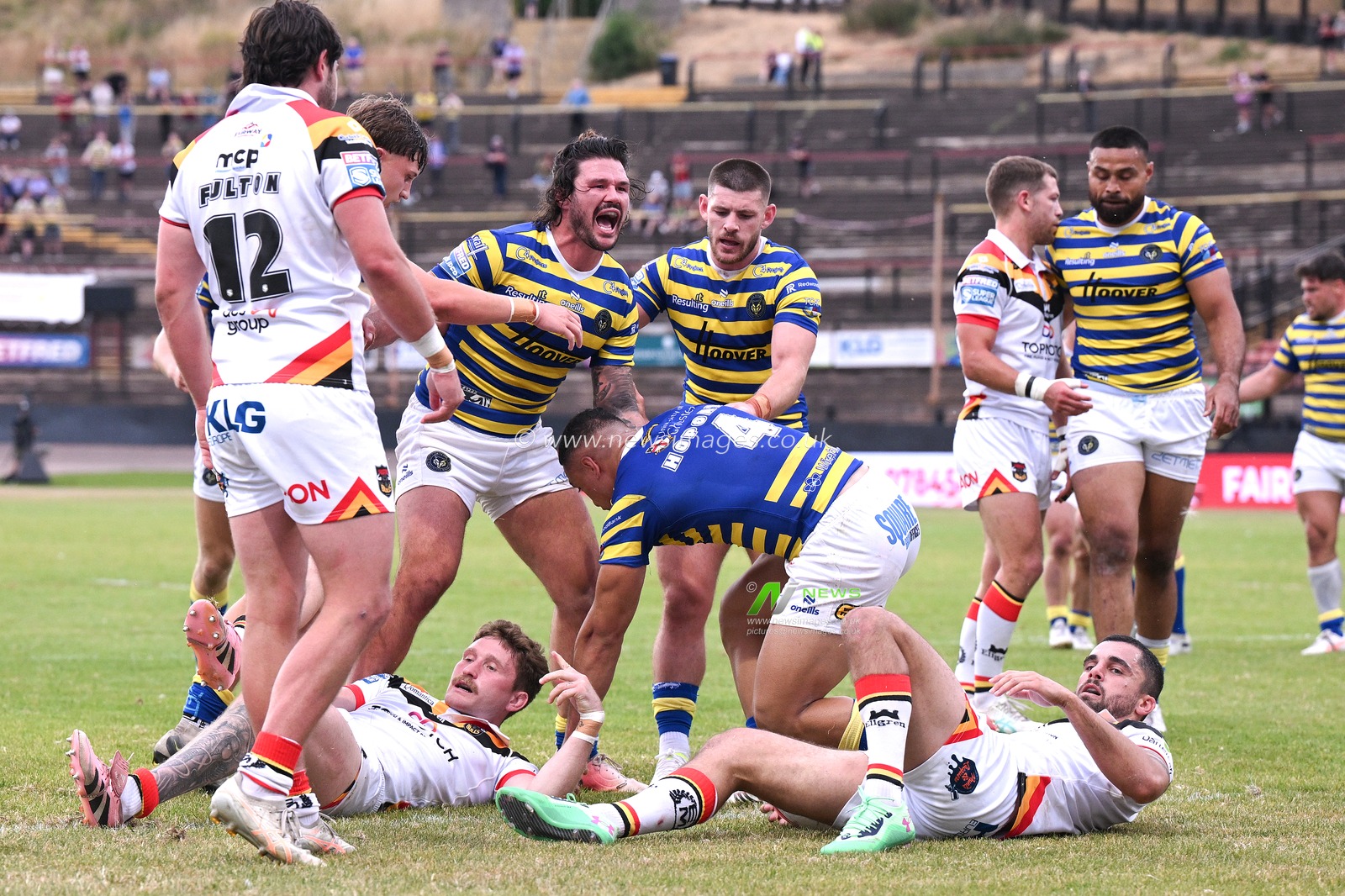 Betfred Super League round 22 Bradford Bulls v Warrington Wolves