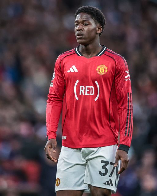 Kobbie Mainoo of Manchester United during the Premier League match Manchester United vs Brentford at Old Trafford, Manchester, United Kingdom on 27 April 2026

(Photo by Mark Cosgrove/News Images)
