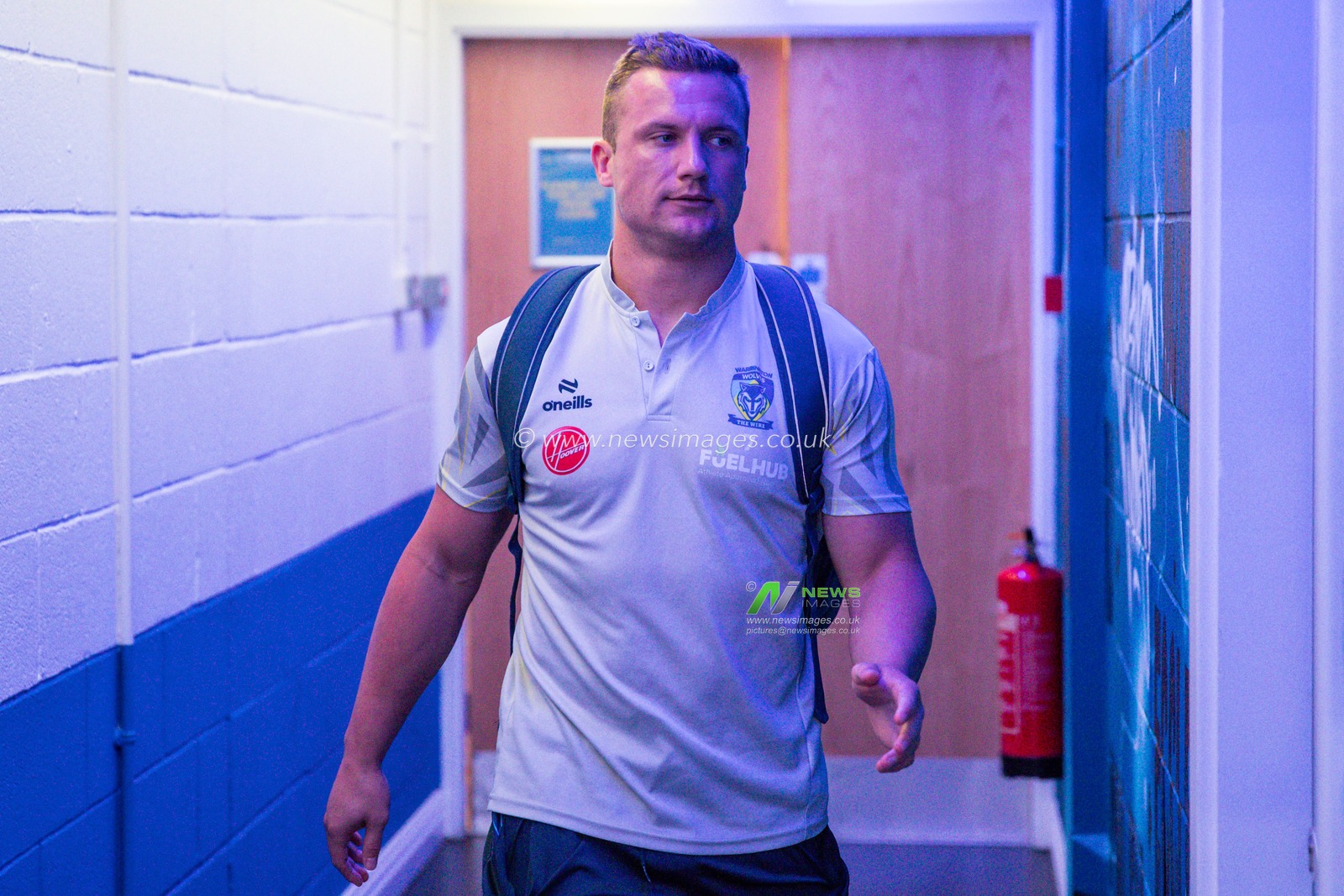 Josh Drinkwater of Warrington Wolves arrives ahead of the Betfred Super League Round 25 match Warrington Wolves vs St Helens at Halliwell Jones Stadium, Warrington, United Kingdom, 7th September 2024

(Photo by Gareth Evans/News Images)