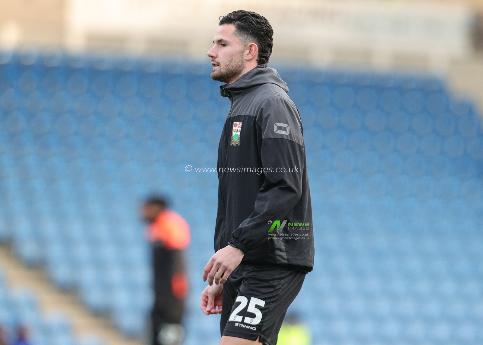 Nikola Tavares of Barnet in the pregame warmup session during the Sky Bet League 2 match Chesterfield vs Barnet at SMH Group Stadium, Chesterfield, United Kingdom, 13th December 2025

(Photo by Richard Bierton/News Images)

*** GER AUT SUI OUT ***