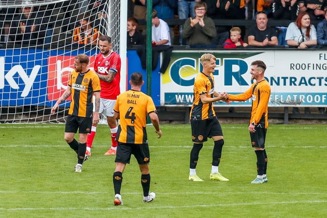 George Hoddle of Cambridge United celebrates his goal with teammates to make it 1-1 during the Pre-season friendly match Cambridge United vs Charlton Athletic at Abbey Stadium, Cambridge, United Kingdom, 26th July 2025

(Photo by Izzy Poles/News Images)