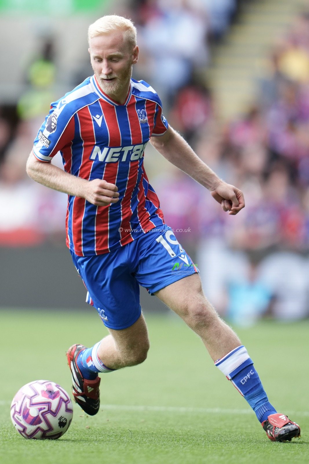 Will Hughes of Crystal Palace on the ball during the Premier League match Crystal Palace vs Nottingham Forest at Selhurst Park, London, United Kingdom, 24th August 2025

(Photo by Harvey Murphy/News Images)