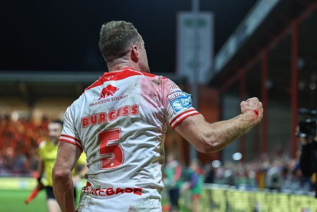 Joe Burgess of Hull KR celebrates his try during the Betfred Super League Round 24 match Hull KR vs St Helens at Sewell Group Craven Park, Kingston upon Hull, United Kingdom, 29th August 2025

(Photo by Mark Cosgrove/News Images)