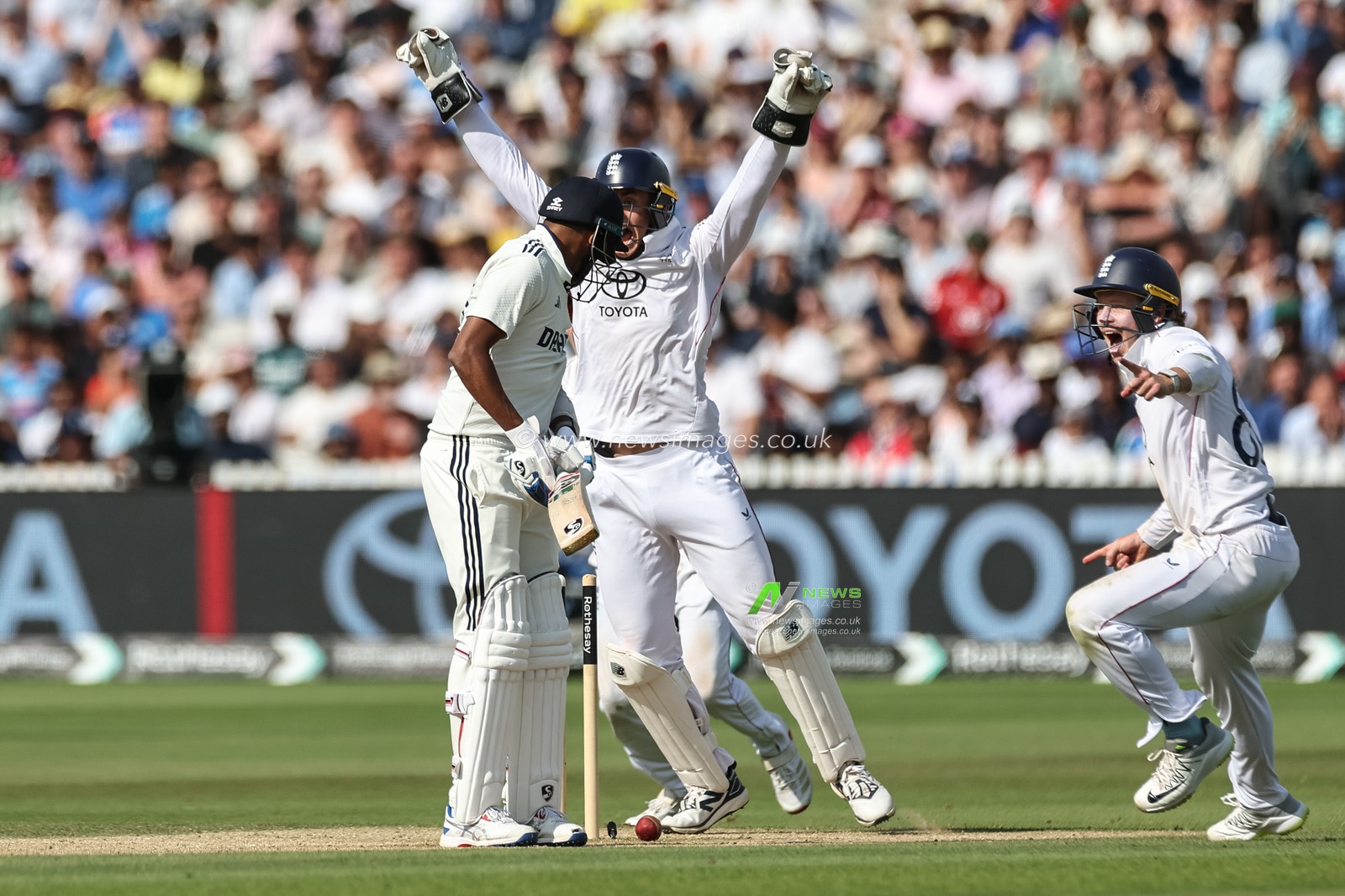 Mohammed Siraj of India is bowled out by Shoaib Bashir of England during the 3rd Rothesay Test Match Day 5 England v India at Lords, London, United Kingdom, 14th July 2025

(Photo by Mark Cosgrove/News Images)