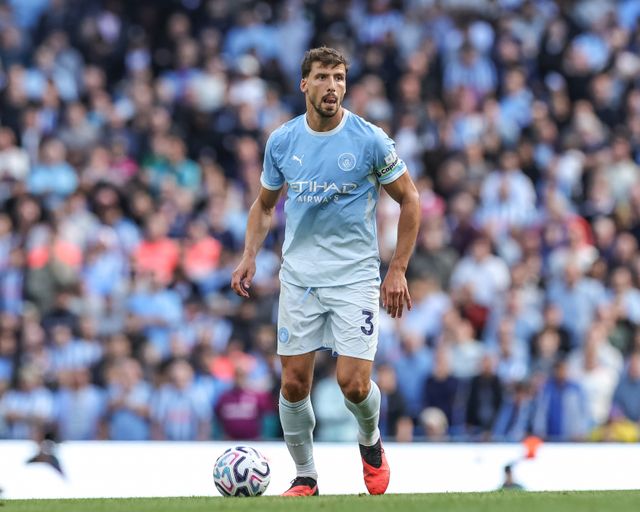 Nico O'Reilly of Manchester City with the ball during the Premier League match Manchester City vs Coventry City at Etihad Stadium, Manchester, United Kingdom on 05 September 2026

(Photo by Mark Cosgrove/News Images)