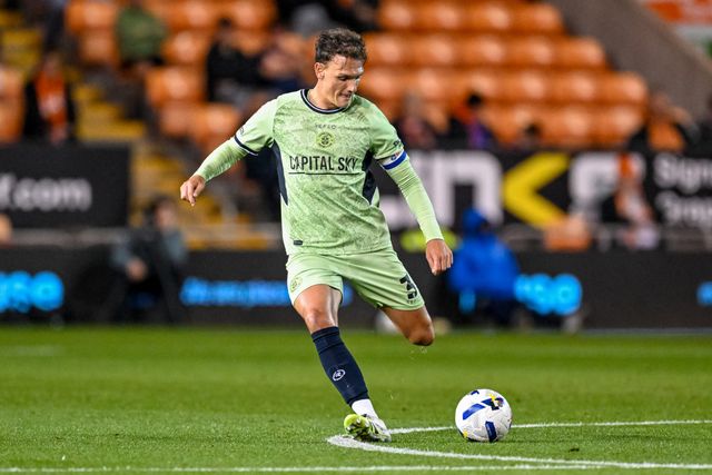 Kal Naismith of Luton Town during the Sky Bet League 1 match Blackpool vs Luton Town at Bloomfield Road, Blackpool, United Kingdom, 30th September 2025

(Photo by Adam Gee/News Images)